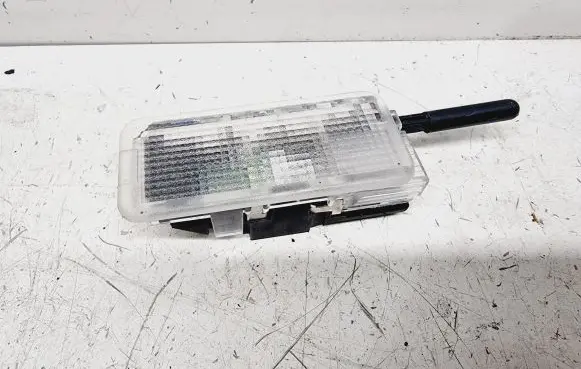 Peugeot 3008 II Glove box light 9813171980