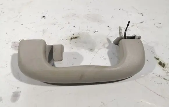 Opel Mokka X Rear interior roof grab handle