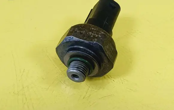 Air conditioning (A/C) pressure sensor