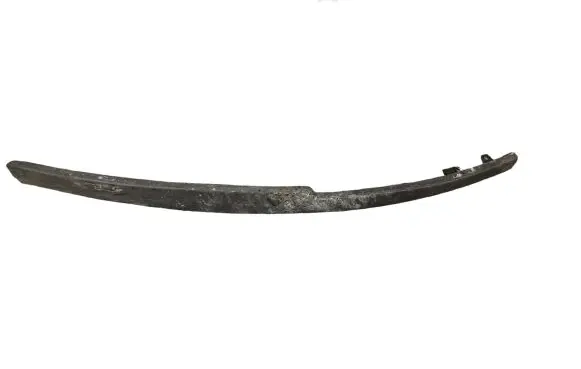Front bumper lip