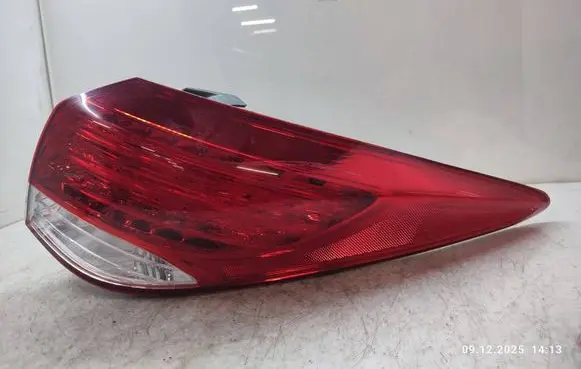 Hyundai i40 Rear/tail lights 94023z0