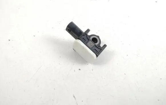 Porsche Taycan 9J1 Airbag deployment crash/impact sensor 971907651