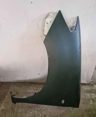 Toyota Hilux (AN10, AN20, AN30) Fender