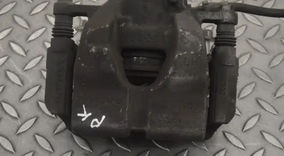 Volvo XC40 Front brake caliper 31445683