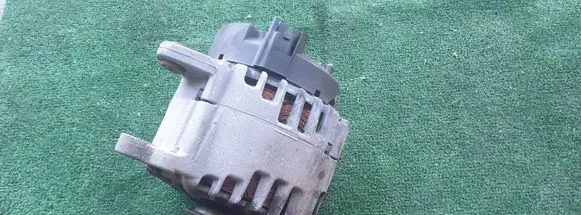Audi A3 S3 8P Generator/alternator 03L903023A