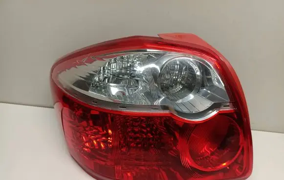 Toyota Auris 150 Rear/tail lights 81560U2550