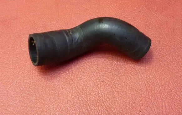 Volkswagen Golf VII Engine coolant pipe/hose 5Q0122157AJ