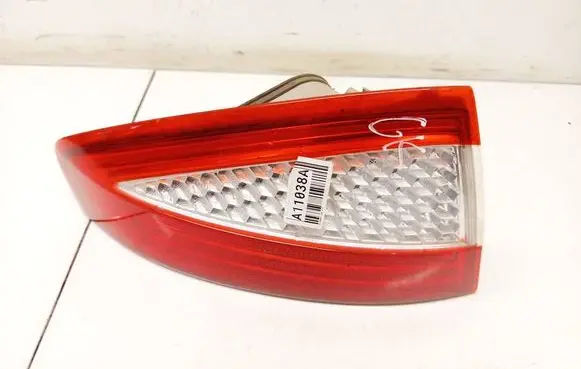 Ford Mondeo MK IV Rear/tail lights 7s7113405a