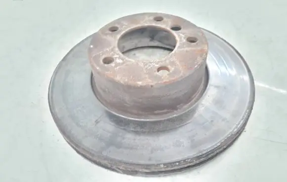 BMW 5 E39 Rear brake disc
