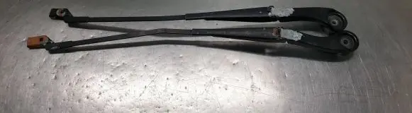 Ford Transit Custom Front wiper blade arm BK2117526BC
