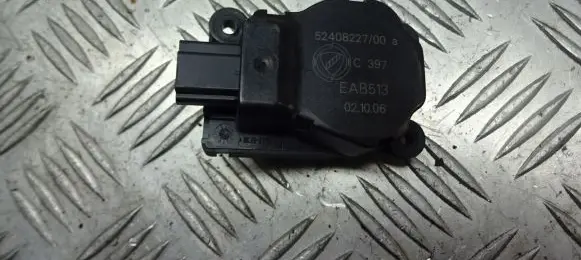 Alfa Romeo 159 A/C air flow flap actuator/motor 52408227