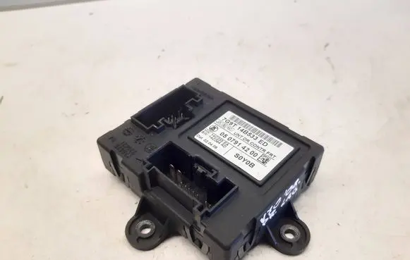Jaguar XF X250 Door control unit/module 7G9T14B533ED 0507914200 14023157