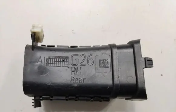 BMW i4 Air intake duct part 9477026