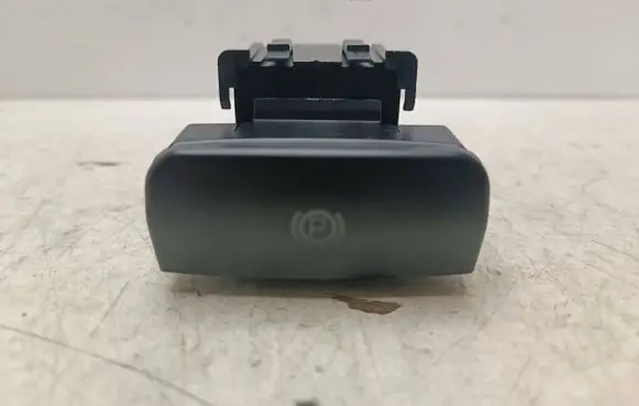 Peugeot 3008 I Hand parking brake switch 
