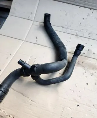 Volvo S40 Engine coolant pipe/hose