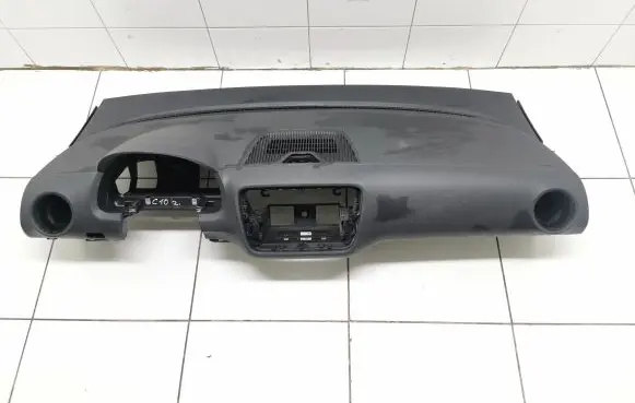 Volkswagen Up Dashboard 1S1858295 1S1857001S