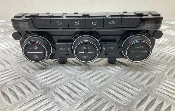 Volkswagen Tiguan Climate control unit 5NA907044M