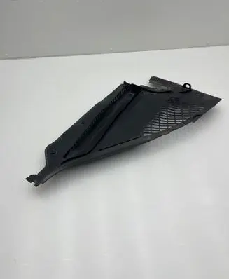 BMW 4 F36 Gran coupe Wiper trim 7265119 53922010