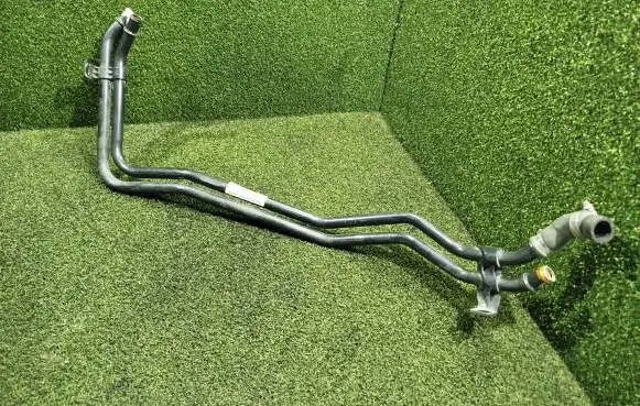 Volkswagen Crafter Engine coolant pipe/hose 9068320615 2E0121065 0101020300