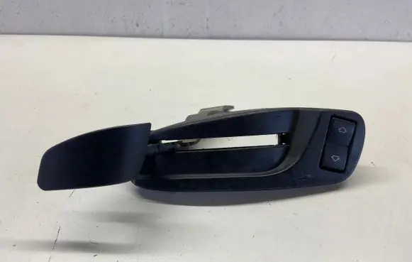 BMW 3 E46 Seat control switch 8259664
