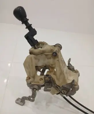 KIA Carens I Gear shifter/selector