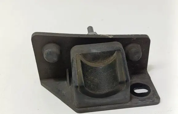 BMW 5 E60 E61 Tailgate/trunk/boot lid buffer 7138666