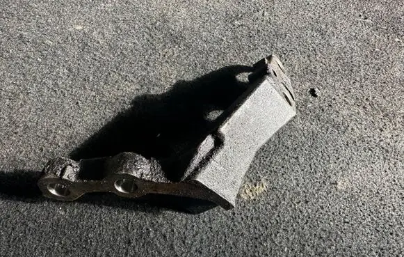 Toyota Corolla Verso AR10 Gearbox mounting bracket 3311905010