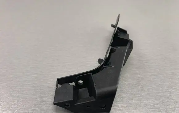 BMW X3 E83 Front bumper mounting bracket 51113400919 3400919