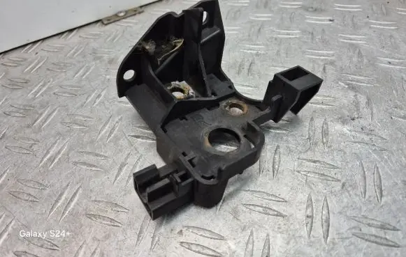 Subaru Impreza II Headlight/headlamp mounting bracket 0W8S 0W8S0 U0W8S0