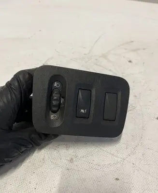 Renault Master III Headlight level height control switch 8200379685 PA66GF20