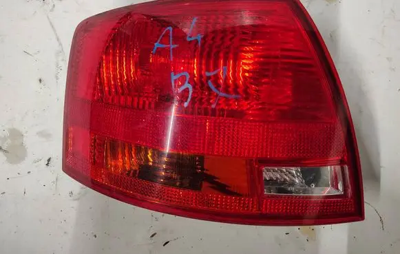 Audi A4 S4 B7 8E 8H Rear/tail lights