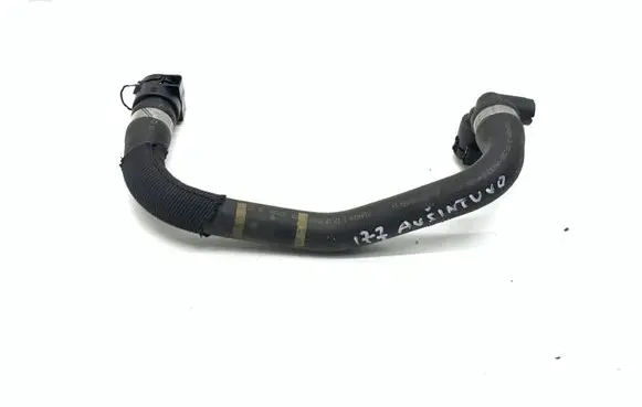 Engine coolant pipe/hose