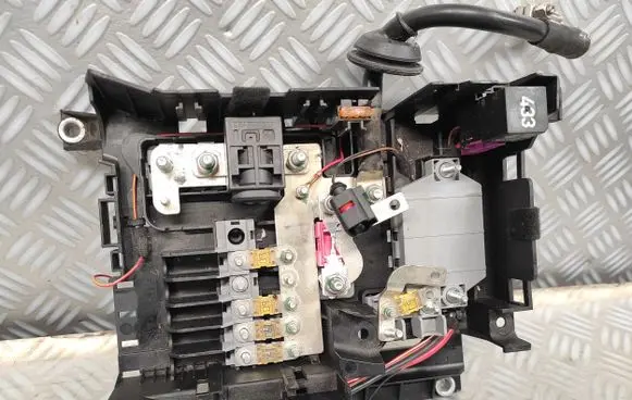 Volkswagen Touareg I Fuse box set 7L0937548E