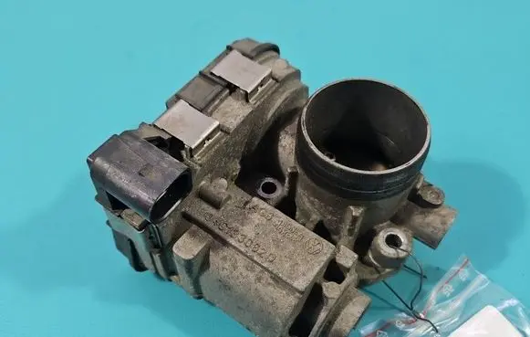 Skoda Fabia Mk3 (NJ) Throttle body valve 04C133062D IMPRK1570232