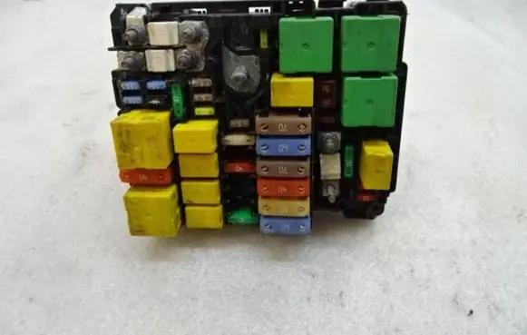 Peugeot 308 Engine control unit/module ECU 9804848580