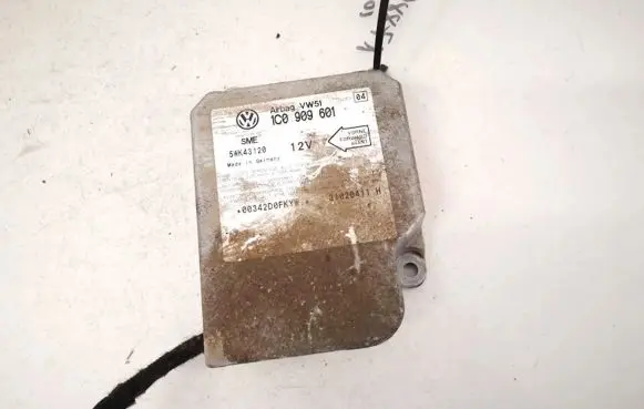 Skoda Octavia Mk1 (1U) Airbag control unit/module 1c0909601 5wk43120