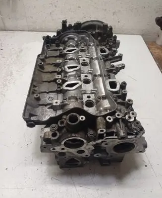 Renault Master III Engine head 110426655R 130C07155R