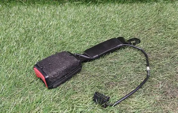 Audi A1 Front seatbelt buckle 8X0857756B