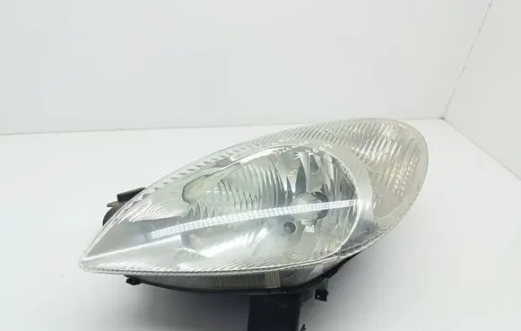 Citroen Xsara Picasso Headlight/headlamp 9631495180 89300190