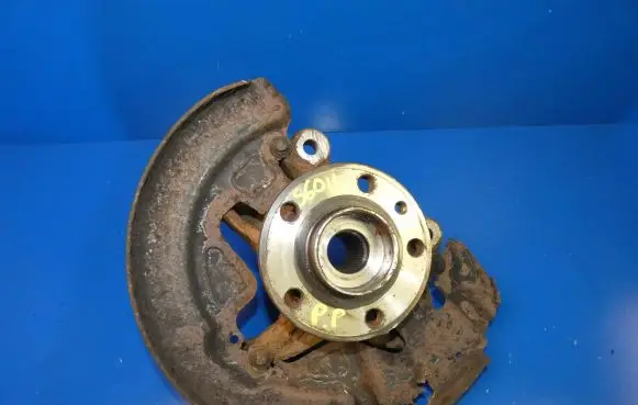 Volvo S60 Front wheel hub spindle knuckle