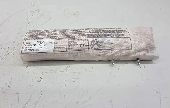 Porsche Macan (95B) Seat airbag 95B880242