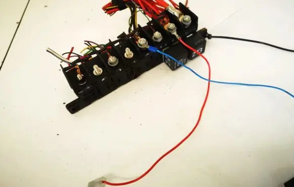 Audi A4 S4 B5 8D Fuse box set 4a0941822
