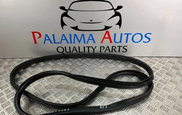 Ford C-MAX II Rubber seal sliding door (on door) AM51U25324