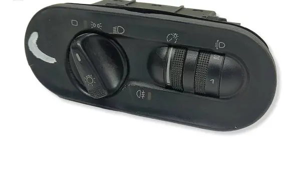 Volkswagen Sharan Light switch 7M1941531LKASACJA 7M1941531L