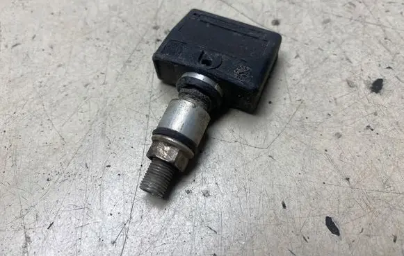 Renault Laguna II Tire pressure sensor 8200023746