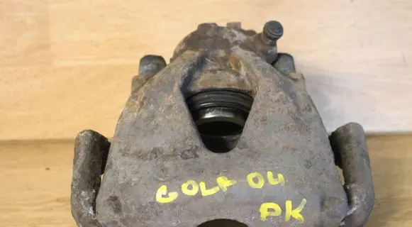 Volkswagen Golf IV Front brake caliper