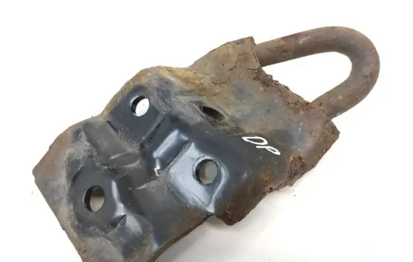 Hyundai Tucson JM Towing hook eye 