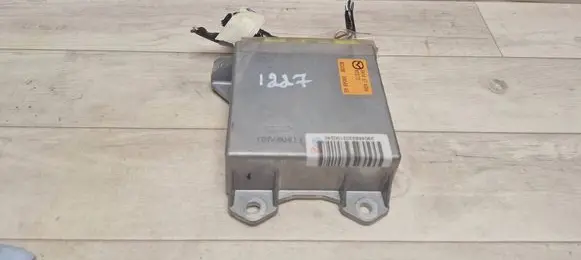 Mazda CX-7 Airbag control unit/module EH1457K30A K0273 8C03B3904845