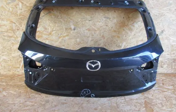 Mazda 3 II Tailgate/trunk/boot lid