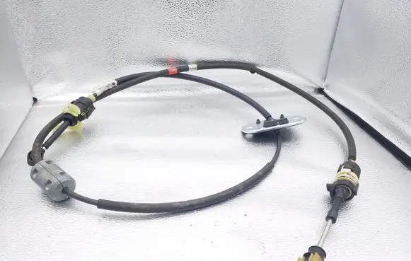 Ford Focus ST Gear shift cable linkage F1EP7E395 F1EP7E395DB